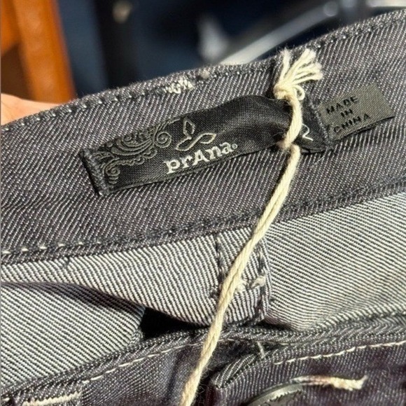 Prana Denim Pants Womens White Stitch 2 Detail NWT Dark Wash Casual Trousers - Picture 3 of 8